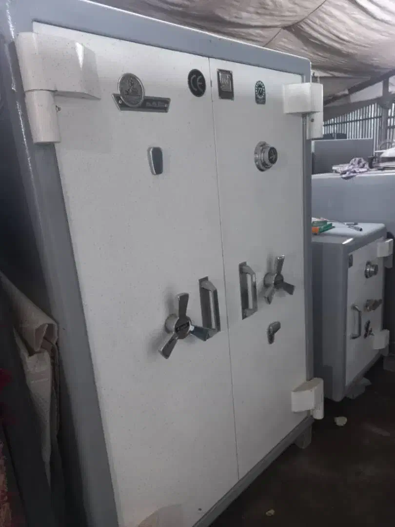 گاوصندوق نسوز|ابزارآلات|اردبیل, |دیوار