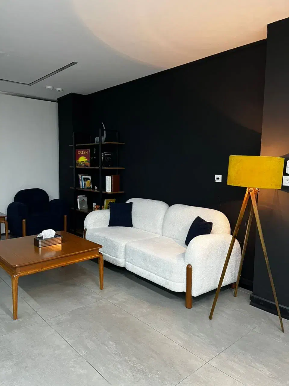 اجاره فضای کار اشتراکی|اجارهٔ کوتاهمدت دفتر کار و فضای آموزشی|تهران, جنتآباد مرکزی|دیوار