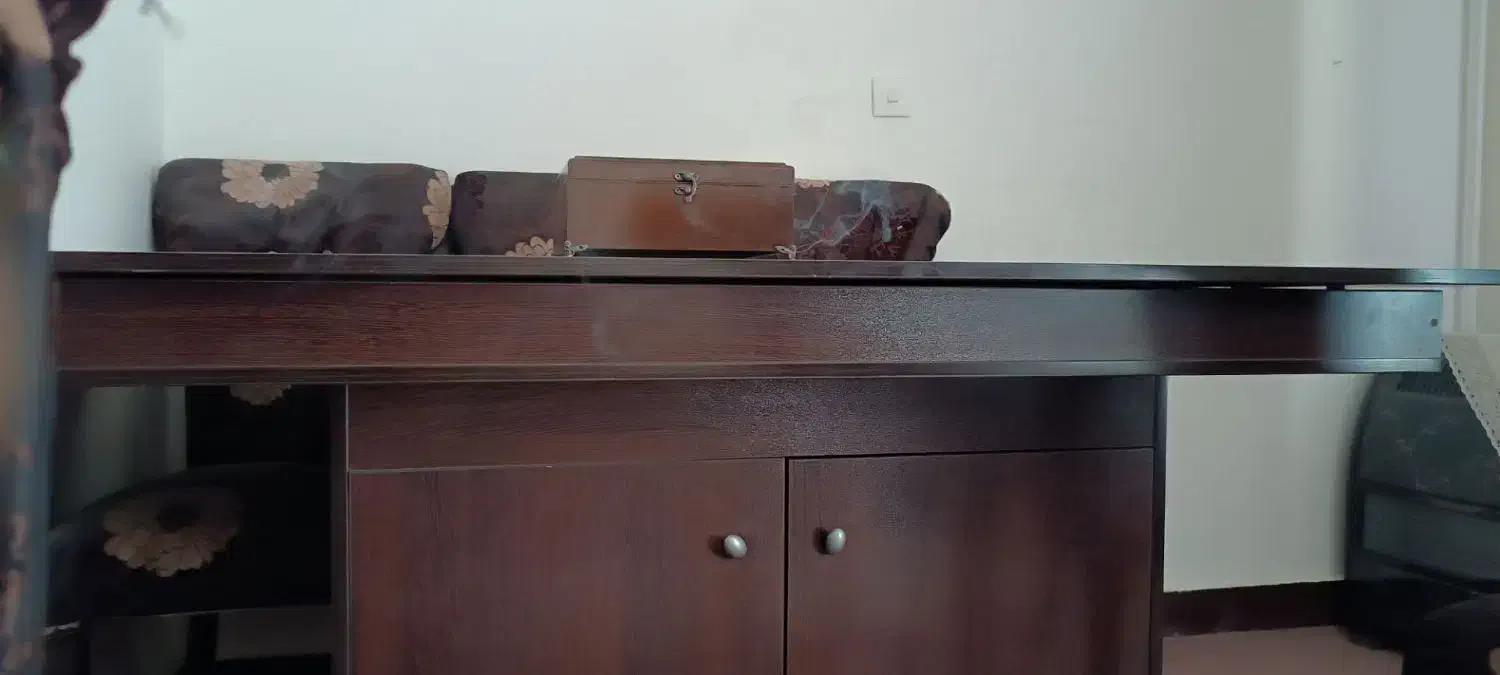 مبل راحتی ۷نفره و نهار خوری ۶ نفره و میز عسلی|مبلمان خانگی و میز عسلی|سنندج, |دیوار