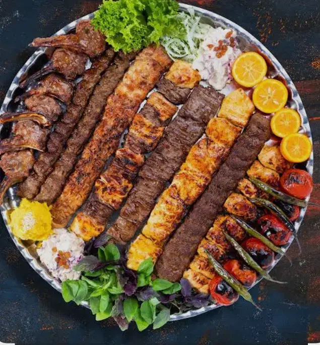 کارگر خانم با حقوق عالی  جهت کار در رستوران|استخدام خدمات فروشگاه و رستوران|اسلام‌شهر, بهرام آباد|دیوار