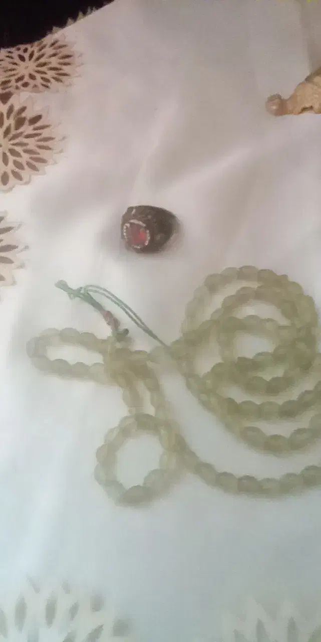 تسبیح وانگشتر|کلکسیون و سرگرمی|قم, تولید دارو و یخچال|دیوار