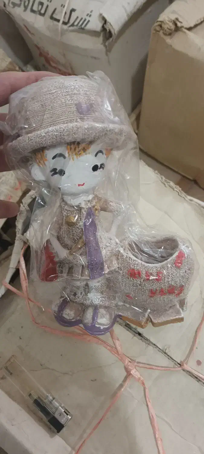 مجسمه عروسک|مجسمه، تندیس، ماکت|قروه, |دیوار