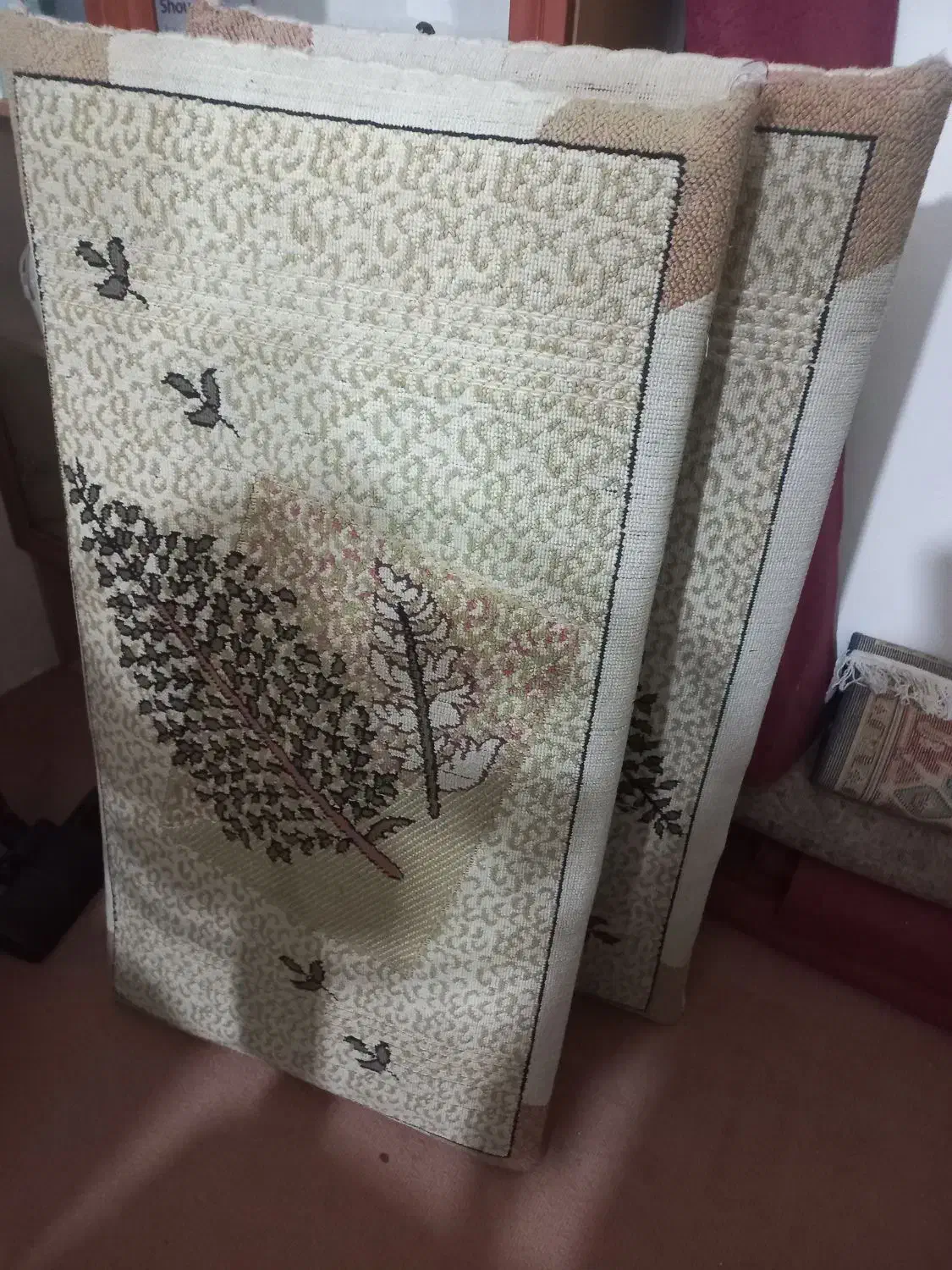 فروش سه عدد فرش وسه عدد مکت|فرش|قزوین, |دیوار