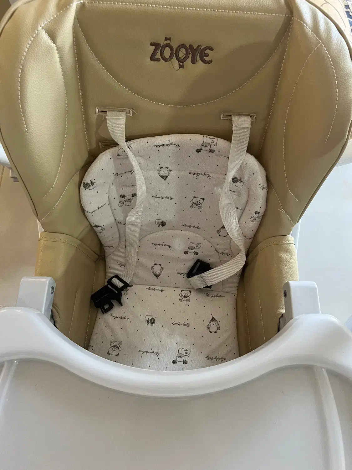 صندلی غذا زویه|تخت و صندلی بچه|شیراز, تاچارا|دیوار