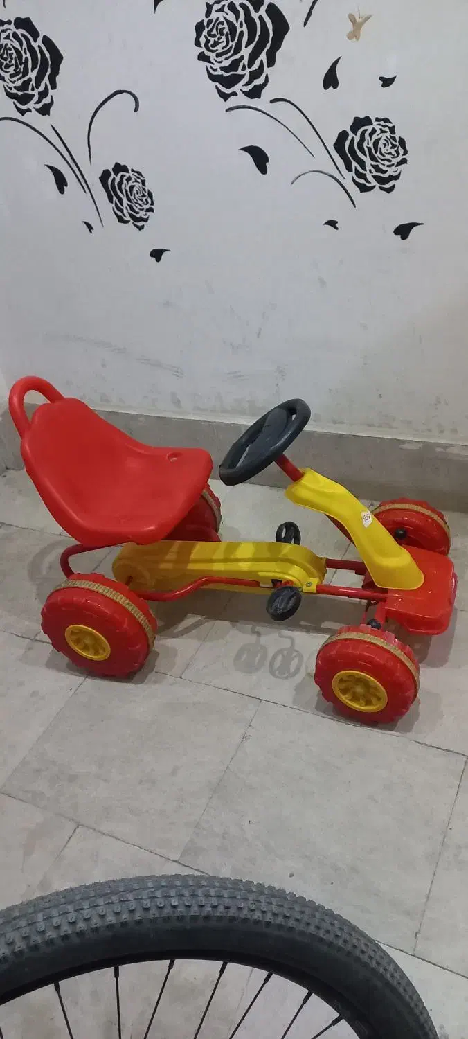 ماشین چهار چرخه کودک تاپ کار|دوچرخه، اسکیت، اسکوتر|مشهد, چهارچشمه|دیوار