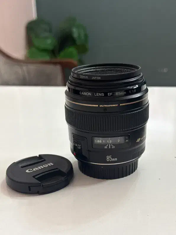 لنز ۸۵ فیکس کنون|دوربین عکاسی و فیلمبرداری|قم, زنبیل آباد|دیوار