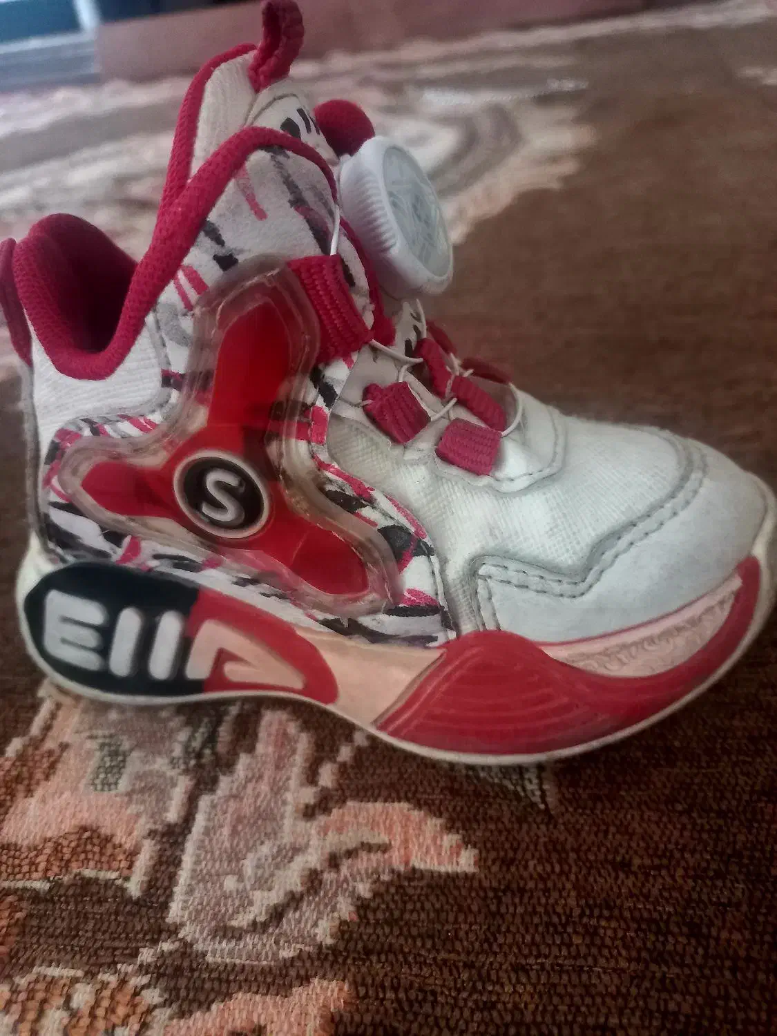 کتونی اسپرت سایز۲۳|کفش و لباس بچه|خرم‌آباد, |دیوار