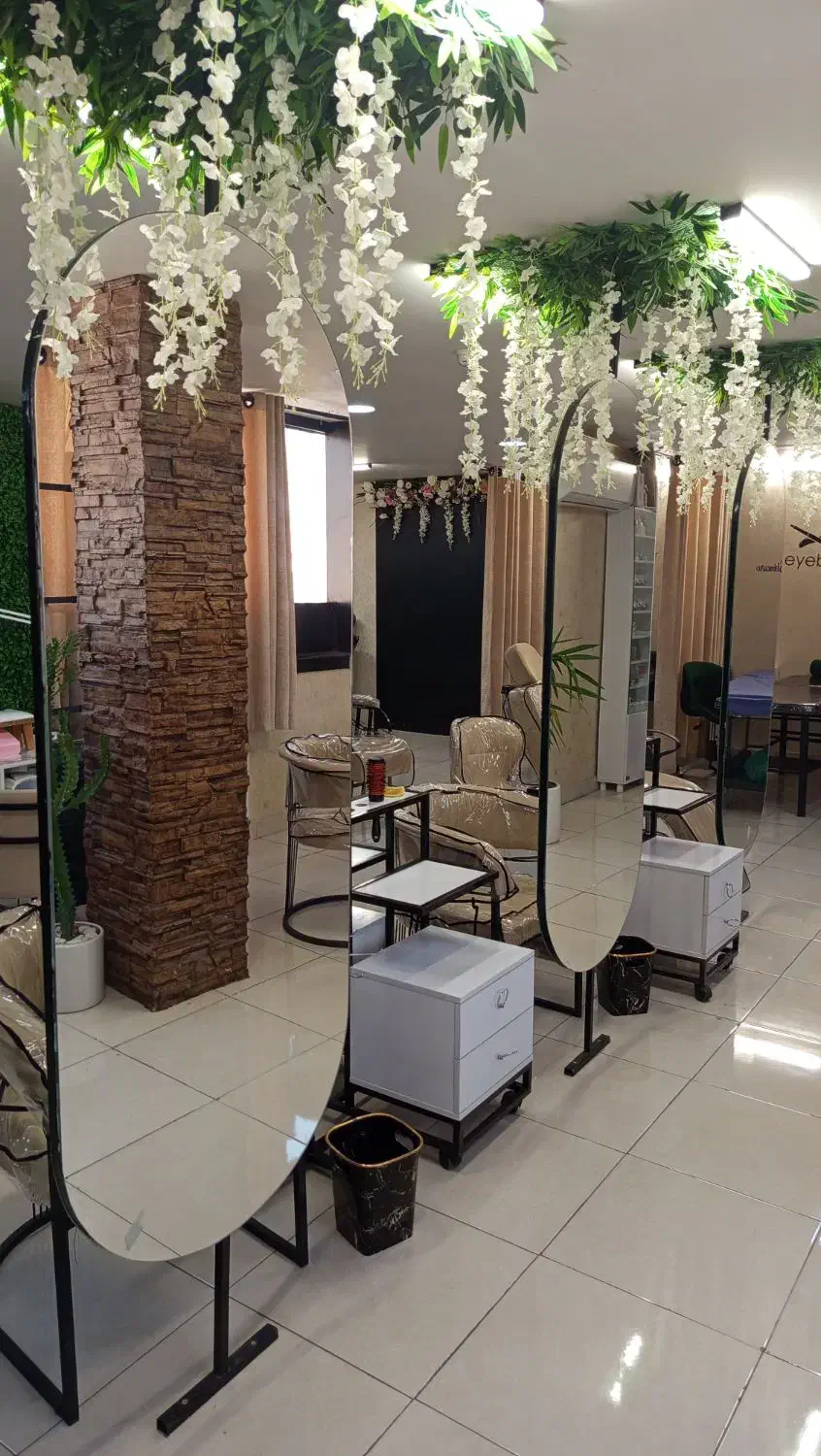 تعدادی تجهیزات آرایشگاهی به فروش میرسد|آرایشگاه و سالنهای زیبایی|شیراز, ملاصدرا|دیوار