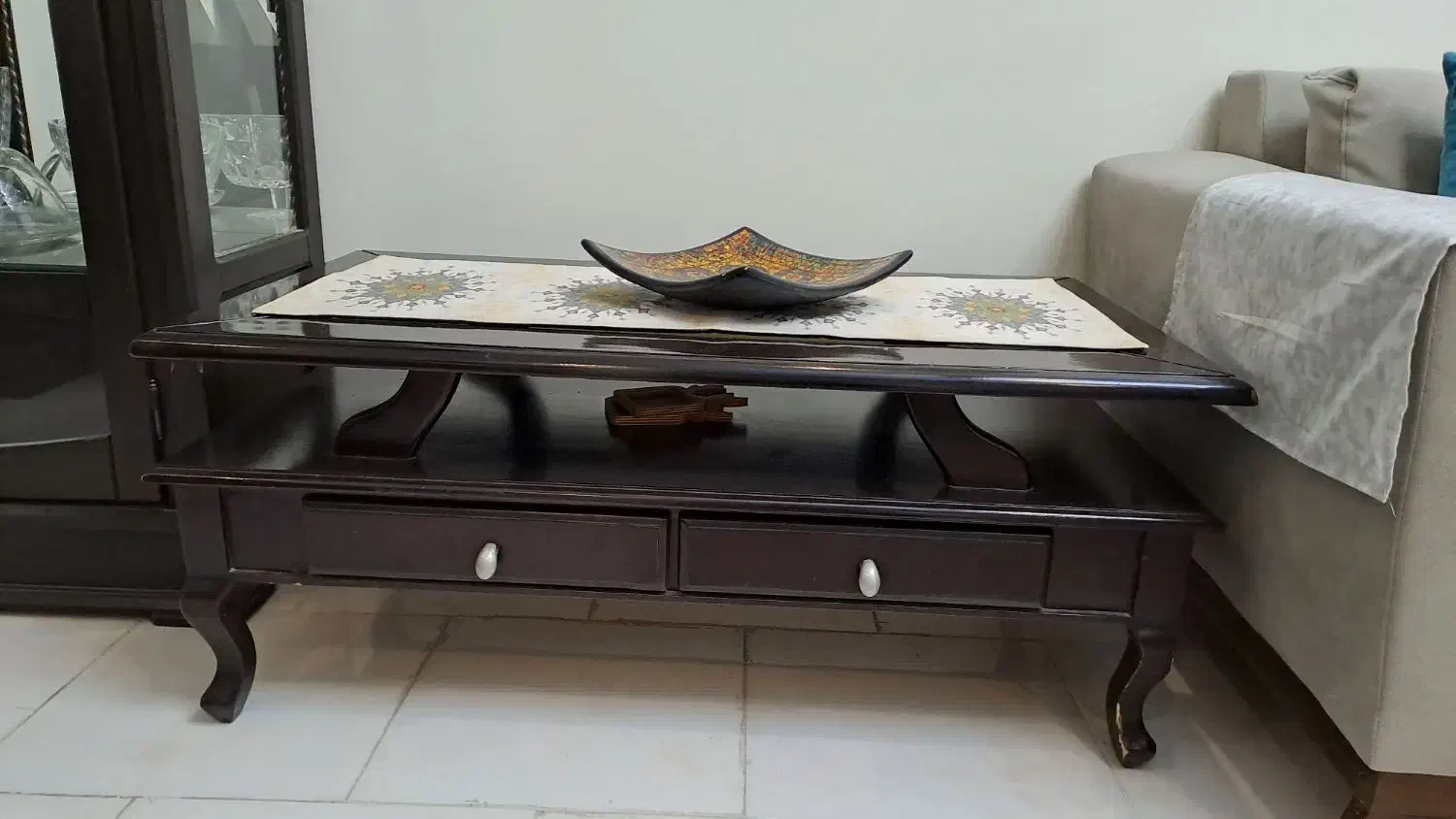 میز جلومبلی مستطیل شکل سالم|مبلمان خانگی و میز عسلی|پردیس, فاز ۱۱|دیوار