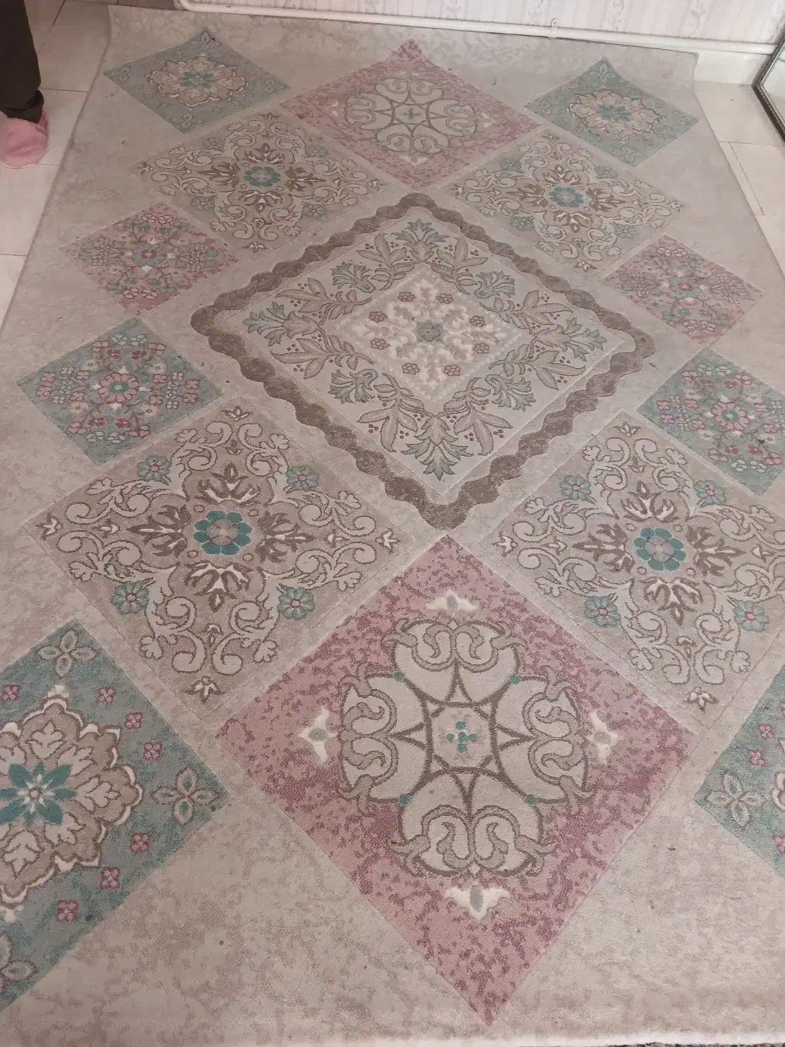 فرش قالی چه خوش رنگ 7تکه به فروش می رسد|فرش|کرج, فاز ۴ مهرشهر|دیوار