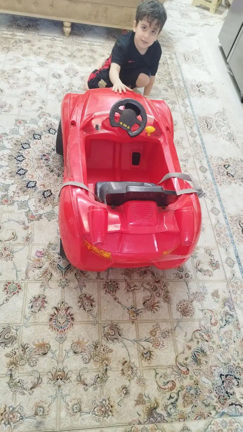 ماشین شارژی|اسباب‌‌بازی|رشت, باهنر|دیوار