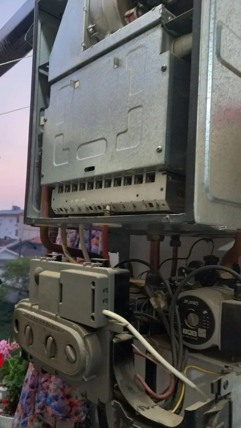 نصب و تعمیرات پکیچ دیواری|خدمات پیشه و مهارت|فومن, |دیوار