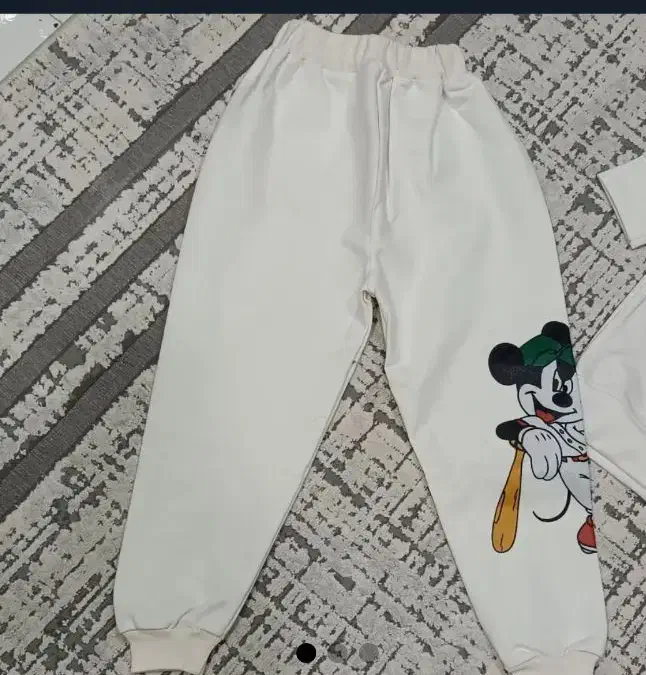 لباس و لوازم کودک|کفش و لباس بچه|شاهین‌شهر, فردوسی|دیوار