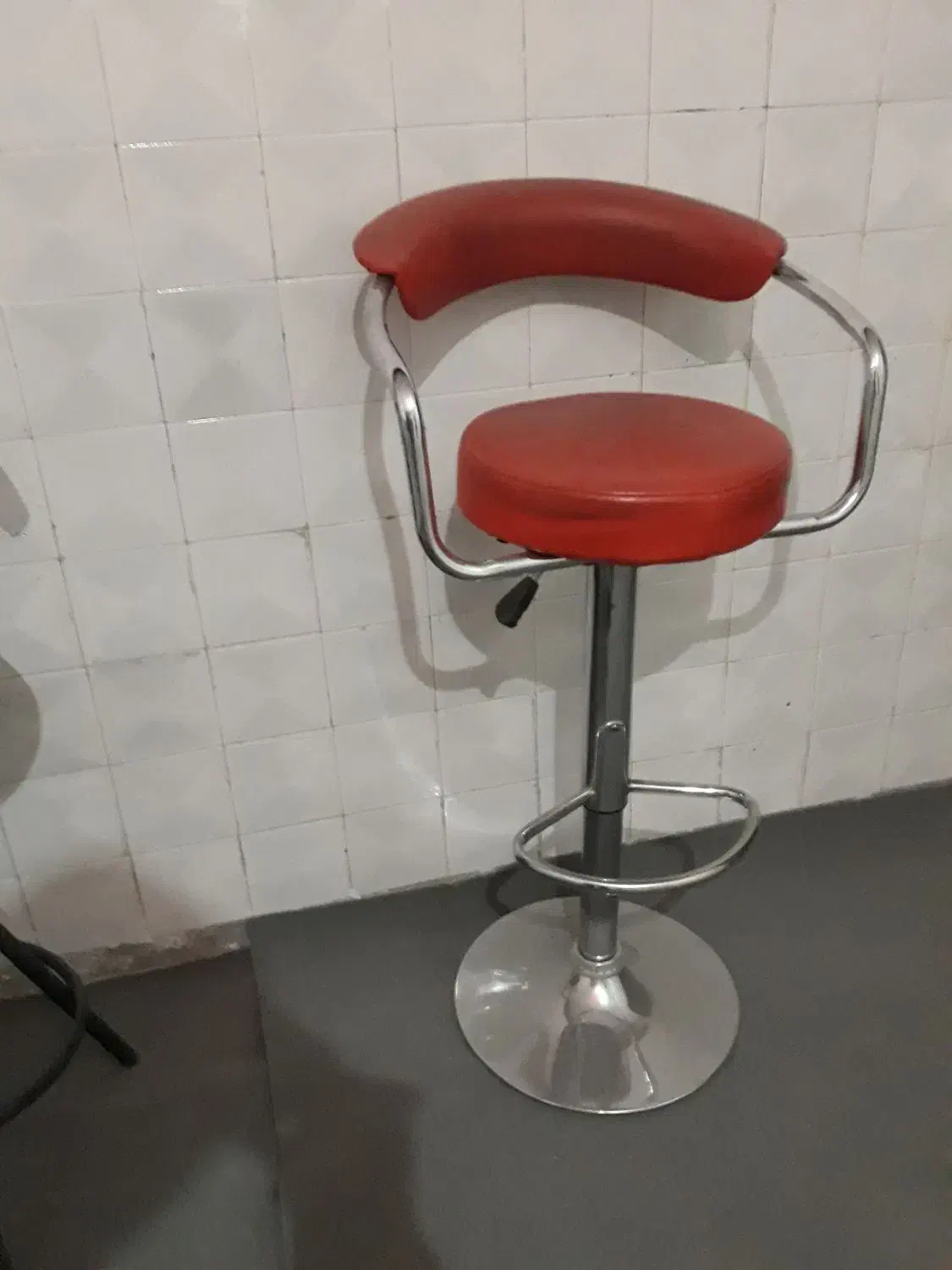 صندلی|صندلی و نیمکت|سمنان, |دیوار