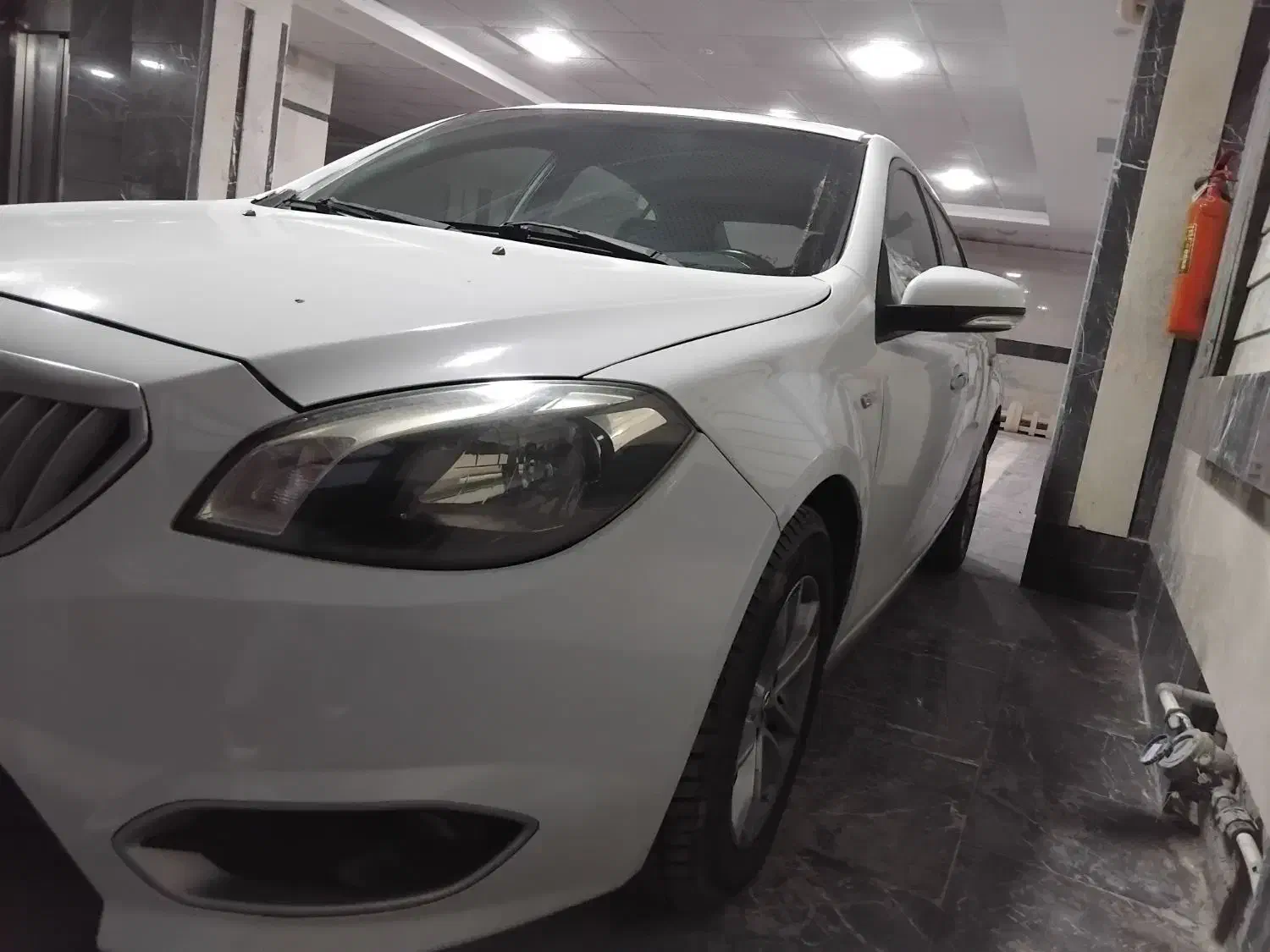 برلیانس ۳۲۰|خودرو سواری و وانت|لاهیجان, شیخ زاهد|دیوار