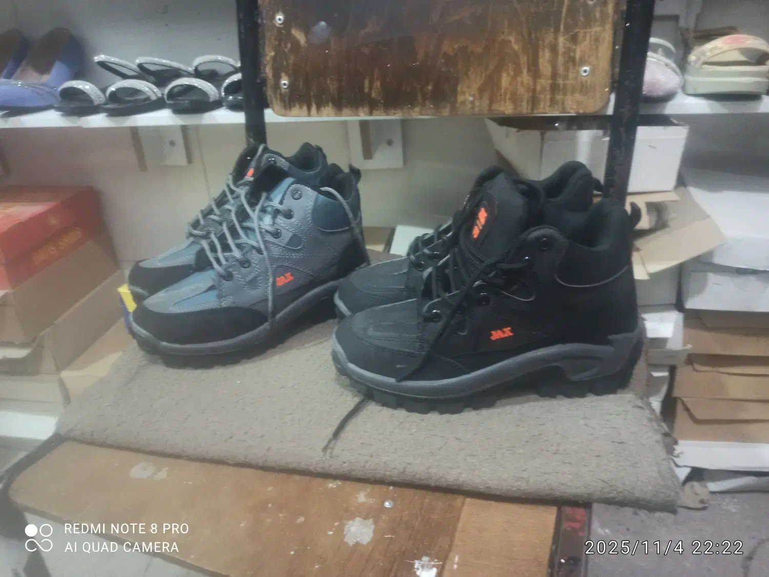 انواع اسپرت مردانه و زنانه وپوتین|کیف، کفش، کمربند|جوانرود, |دیوار