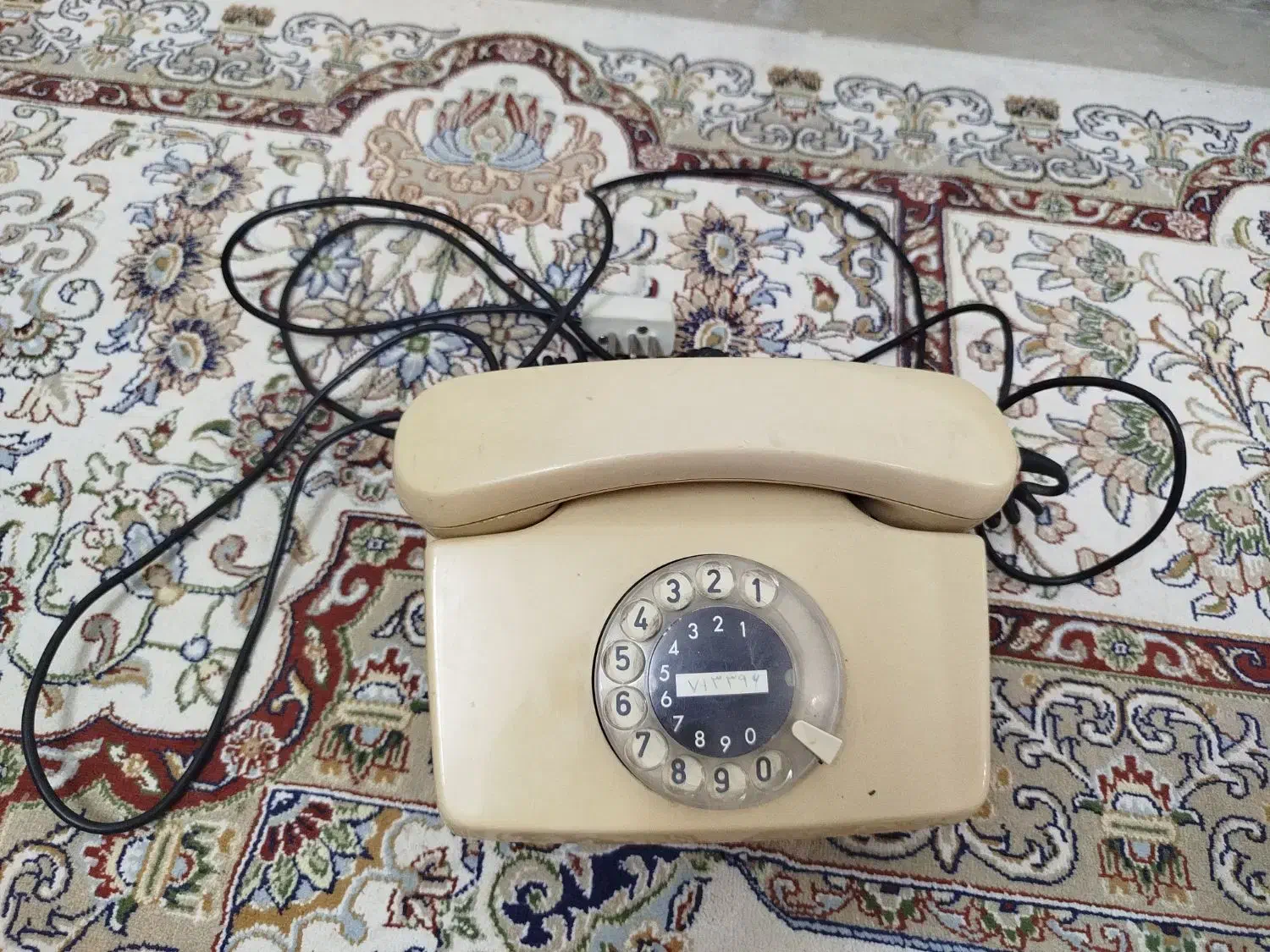 تلفن قدیمی|تلفن رومیزی|قم, صفاشهر|دیوار