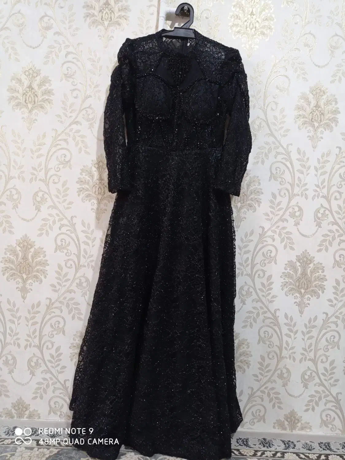 پیراهن مجلسی|لباس|خرمآباد, |دیوار