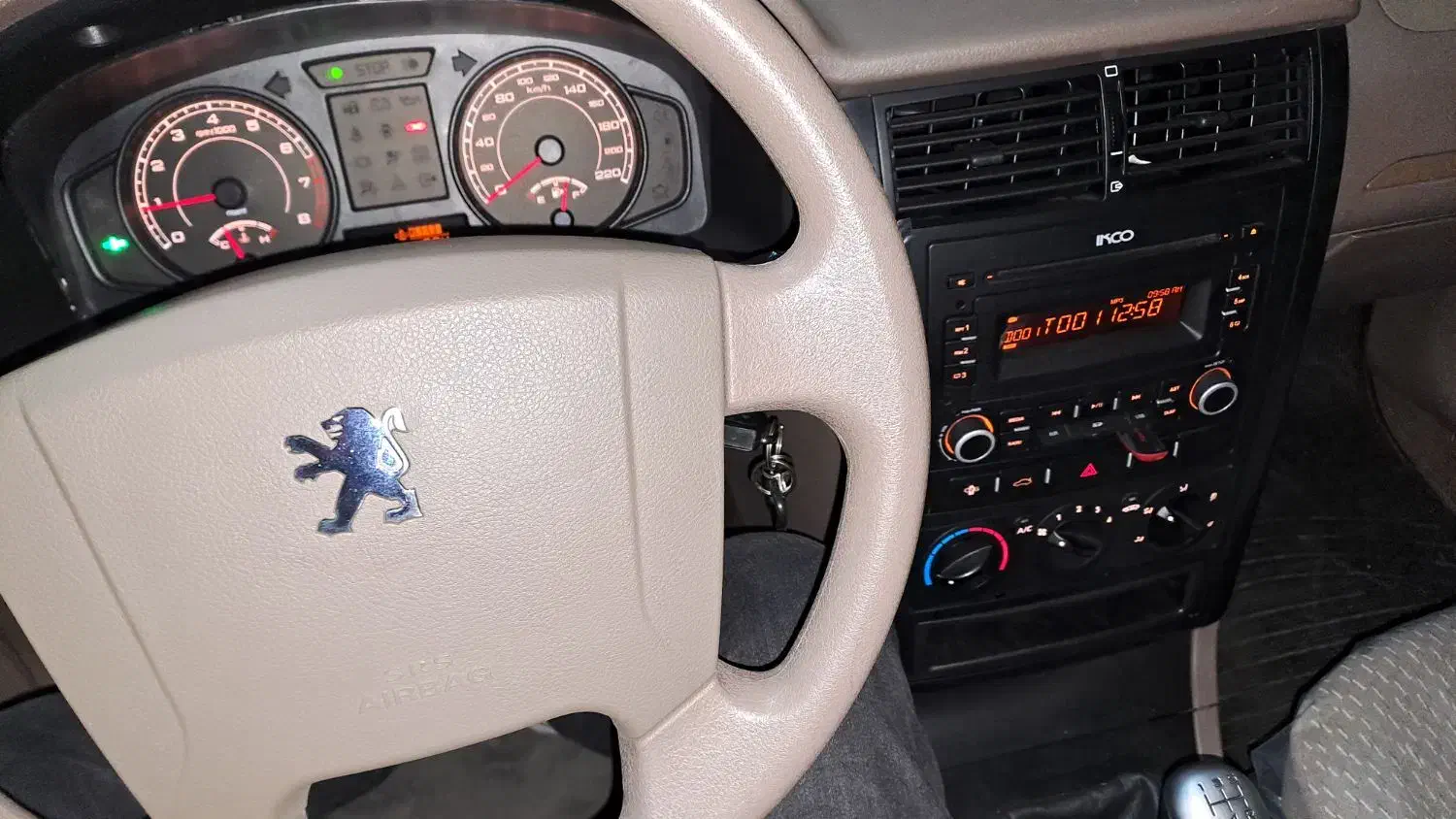 تاکسی پژو 405 صفر دوگانه|خودرو سواری و وانت|تهران, هاشم‌آباد|دیوار