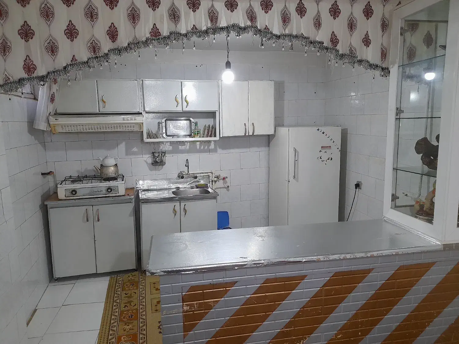 اجاره روزانه/هفتگی/ماهانه آپارتمان|اجارهٔ کوتاهمدت آپارتمان و سوئیت|سنندج, |دیوار