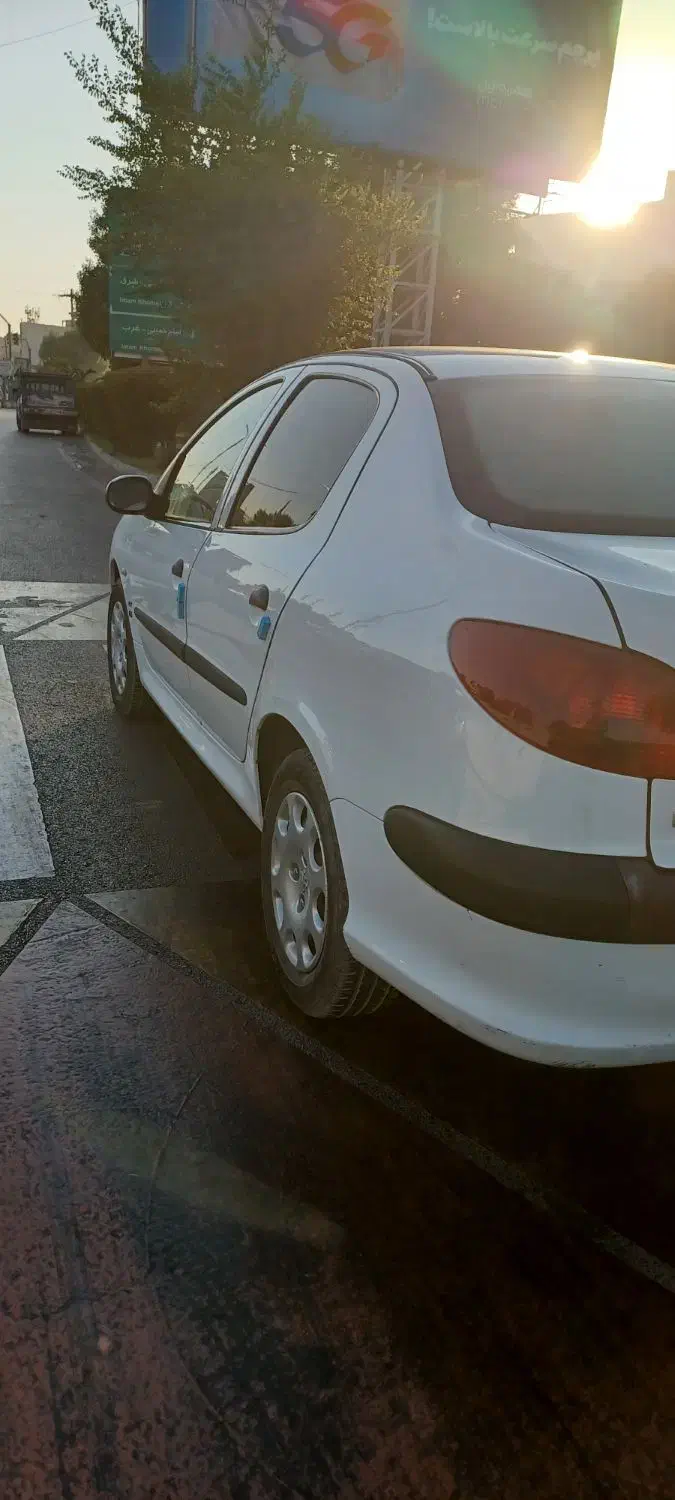 پژو206 صندوق دار ۱۳۹۵|خودرو سواری و وانت|اهواز, گلستان|دیوار