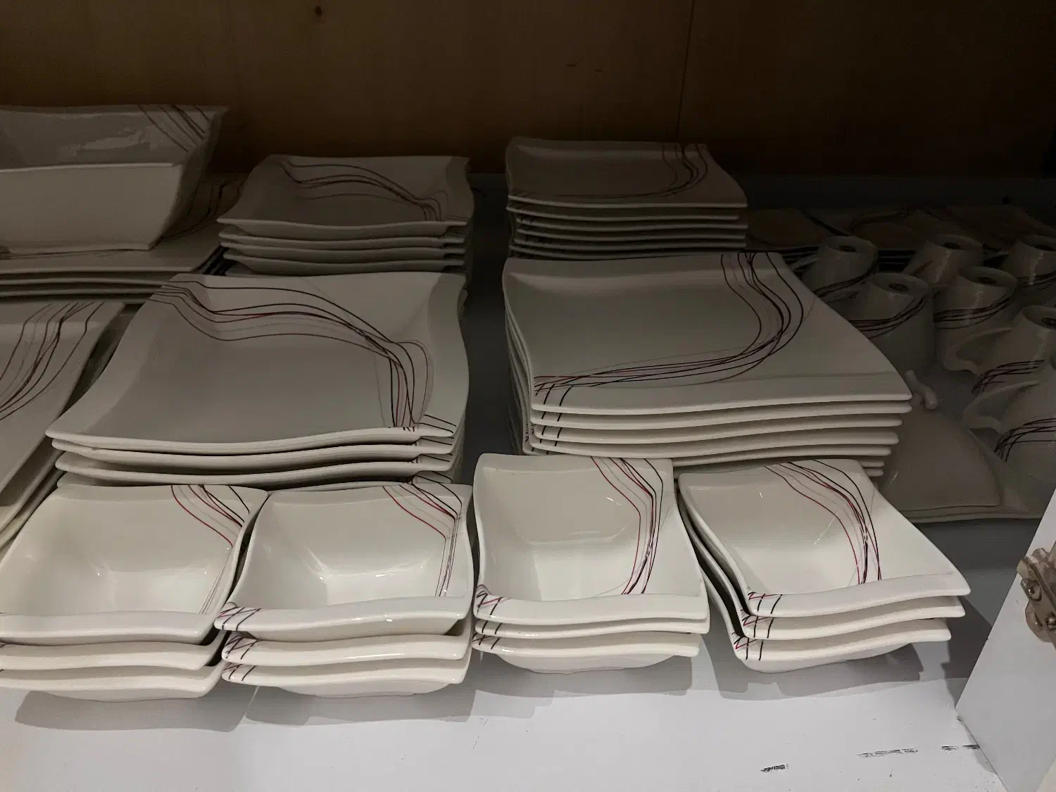 سرویس چینی|ظروف سرو و پذیرایی|مشهد, رضاشهر|دیوار