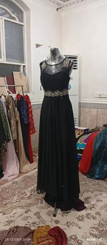 لباس شب|لباس|بندر کنگان, |دیوار