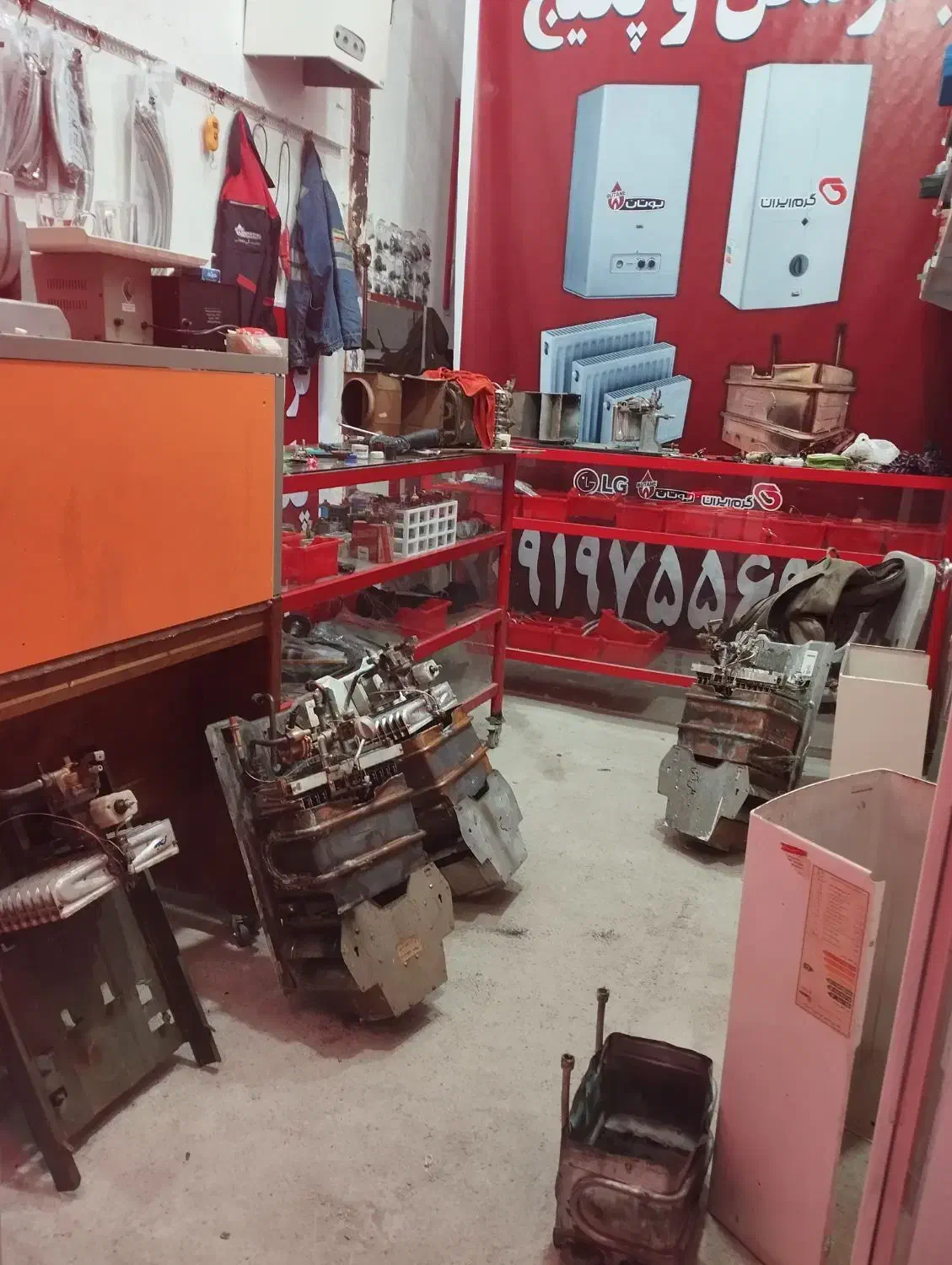 تعمیرات تخصصی آبگرمکن و پکیج و لوازم گاز سوز|خدمات پیشه و مهارت|نسیمشهر, |دیوار