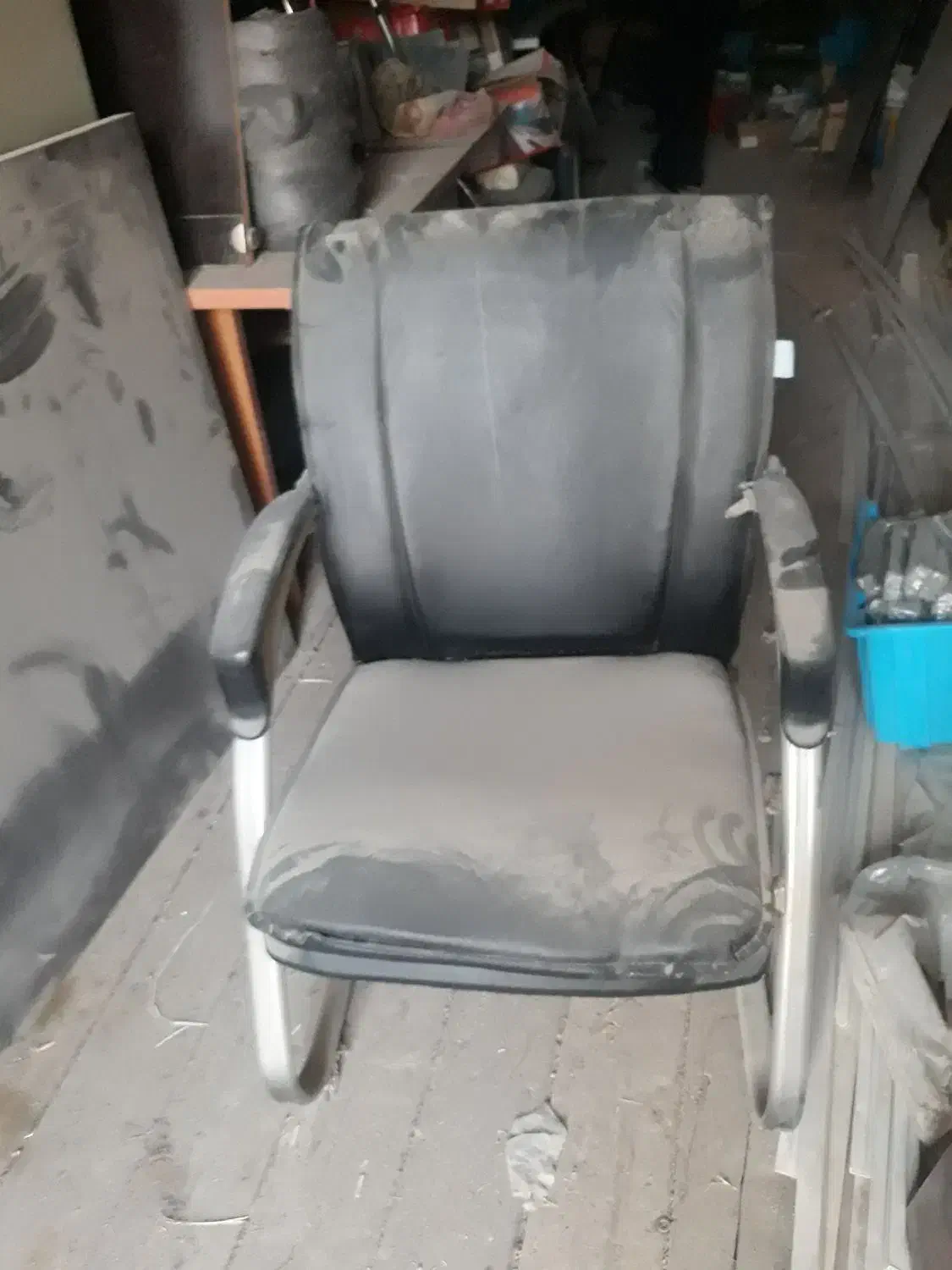 میز و صندلی ،کمد و فایل فلزی|مبلمان اداری|کرمانشاه, |دیوار