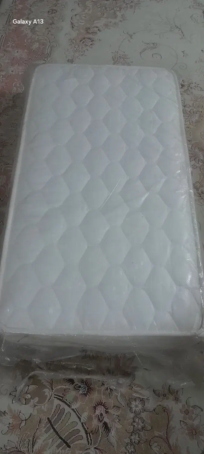 تشک خواب|تشک تختخواب|فلاورجان, |دیوار