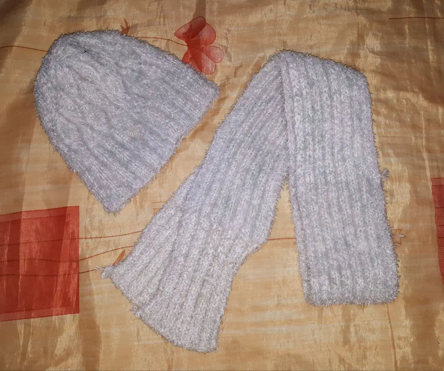 شال و کلاه گرم حراج شد|حراج|دماوند, گیلاوند|دیوار