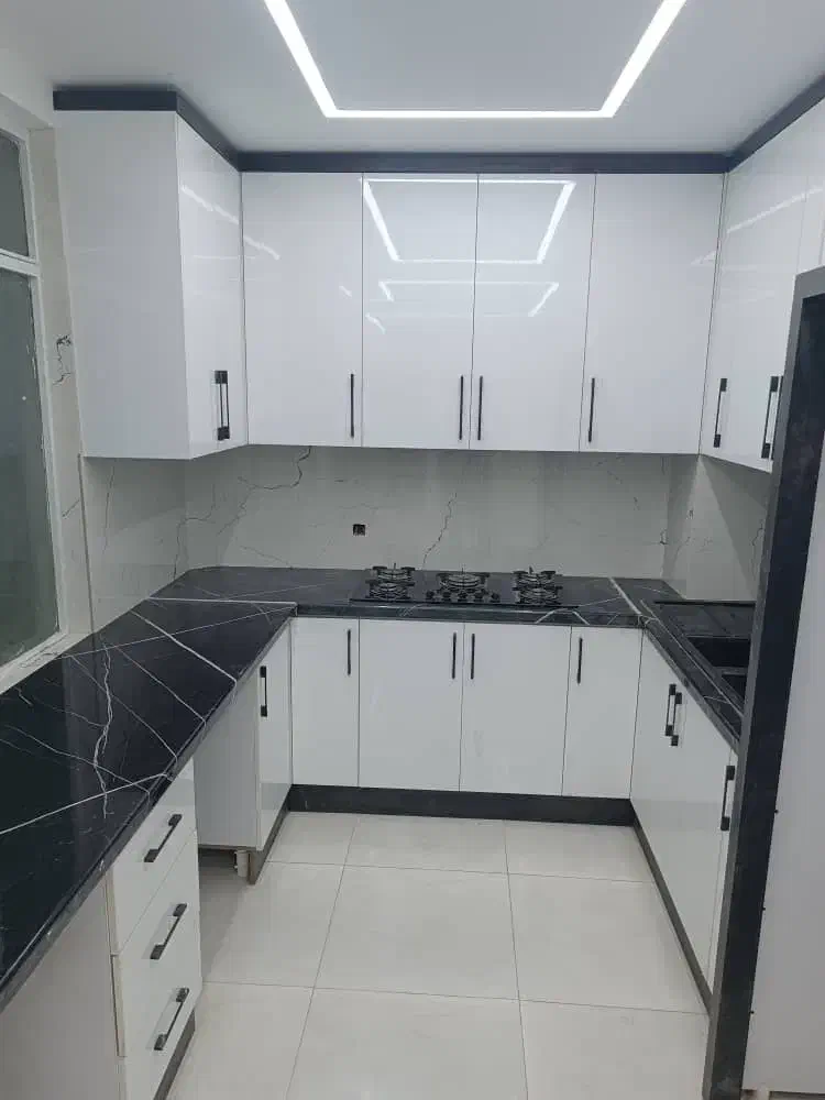 ۵۵متر/غربی ها/فول امکانات/عادل و طاهری