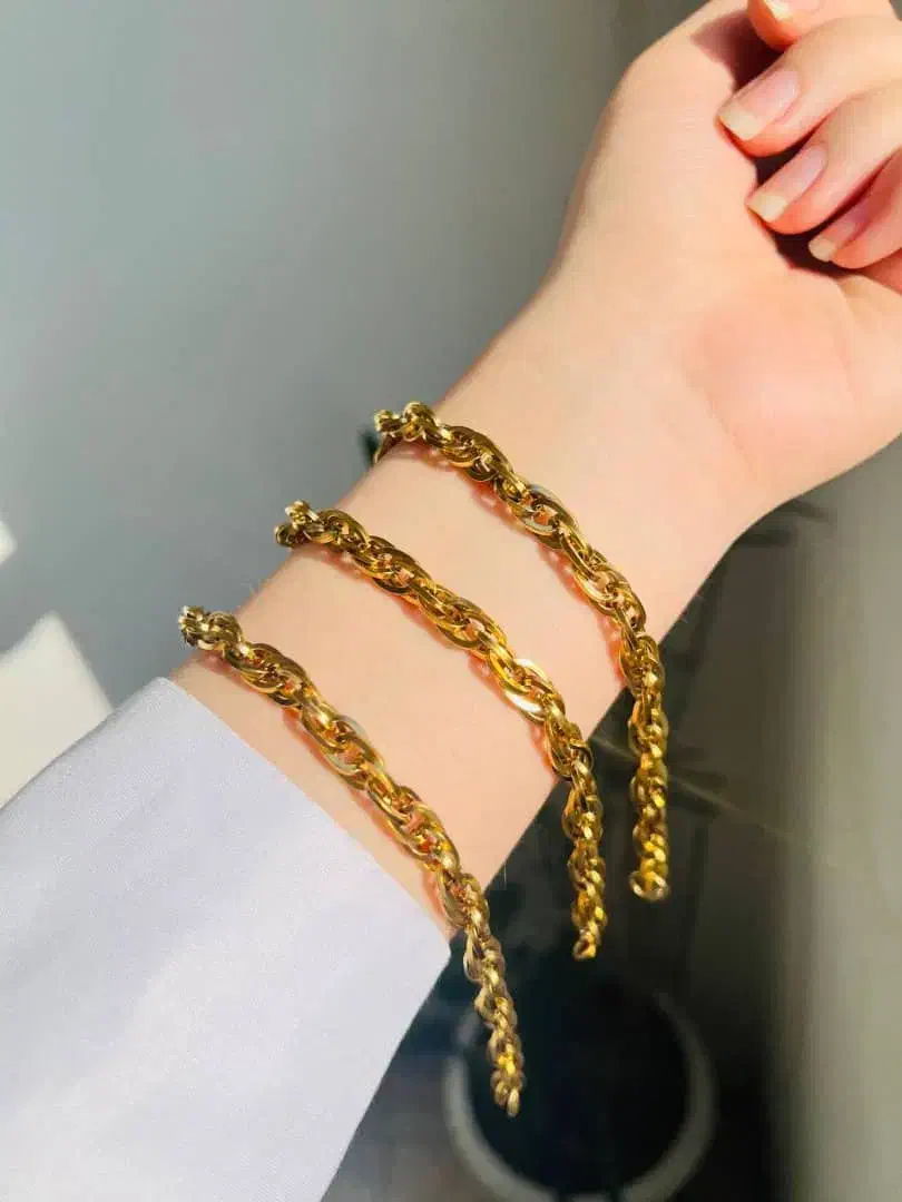 دستبند طلایی|بدلیجات|شیراز, پودنک|دیوار