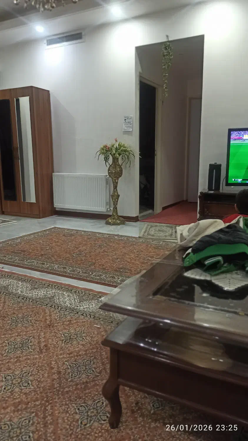 گلدان برنز|گل مصنوعی|گلستان (تهران), |دیوار