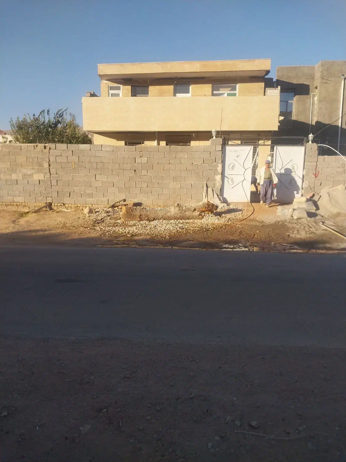 ساختمان آماده در سیروان روستای چگنی|فروش زمین و ملک کلنگی|سیروان, |دیوار