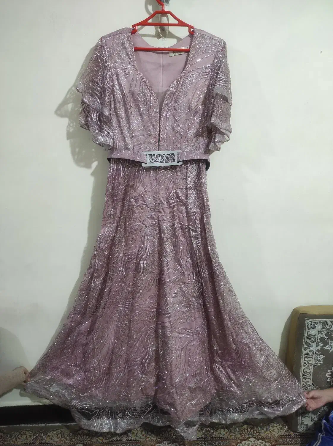 لباس مجلسی|لباس|اسلام‌شهر, شهرک قائمیه|دیوار