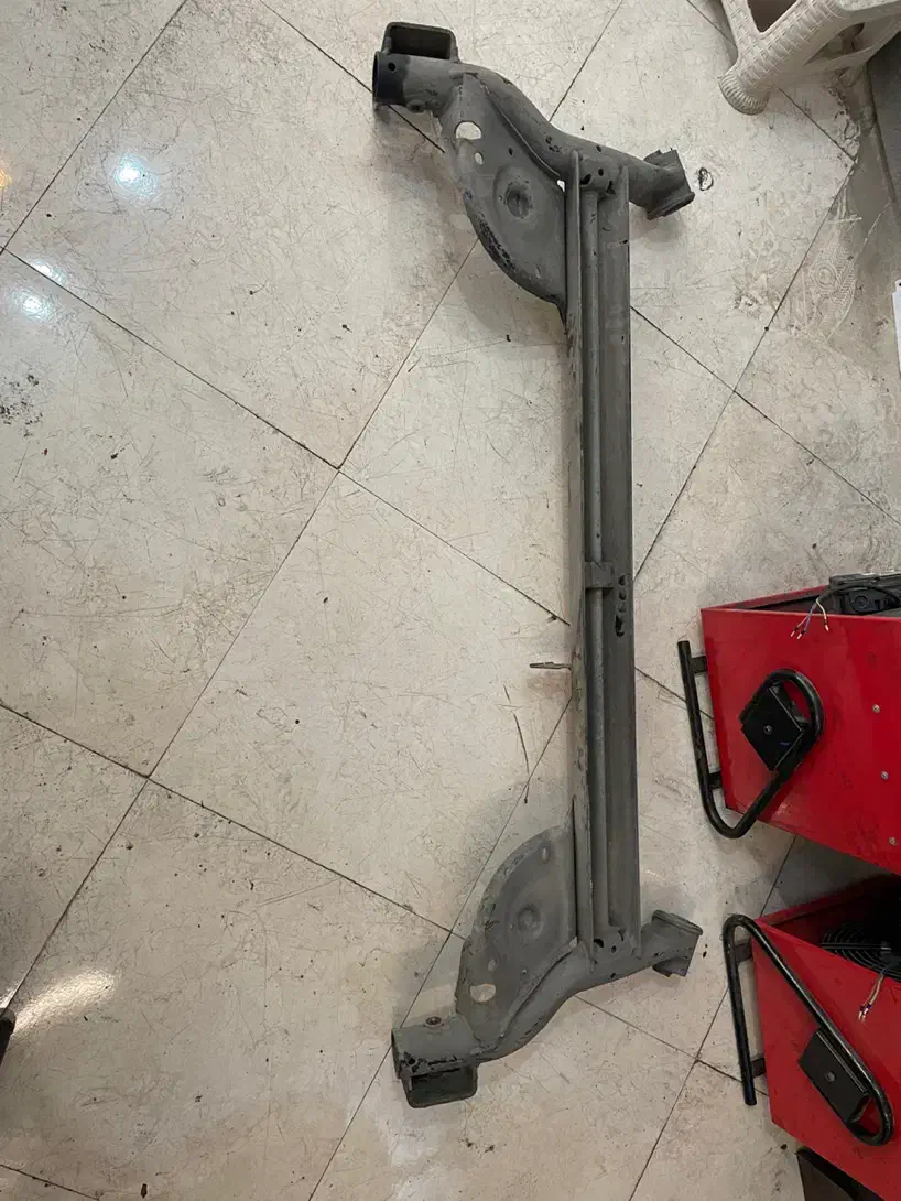 اکسل عقب، چراغ و رادیات آب و رادیات کولر ال نود|قطعات یدکی و لوازم جانبی|مشهد, توس (بلوار توس)|دیوار