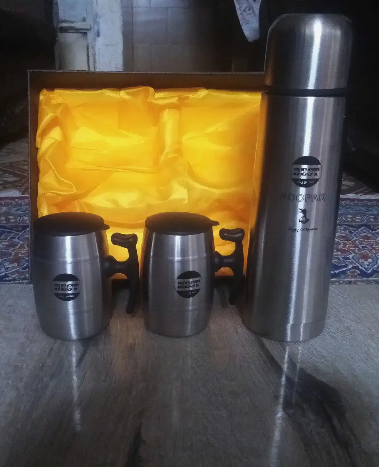 فلاسک|قوری، کتری، قهوه‌ساز دستی|اصفهان, همدانیان|دیوار
