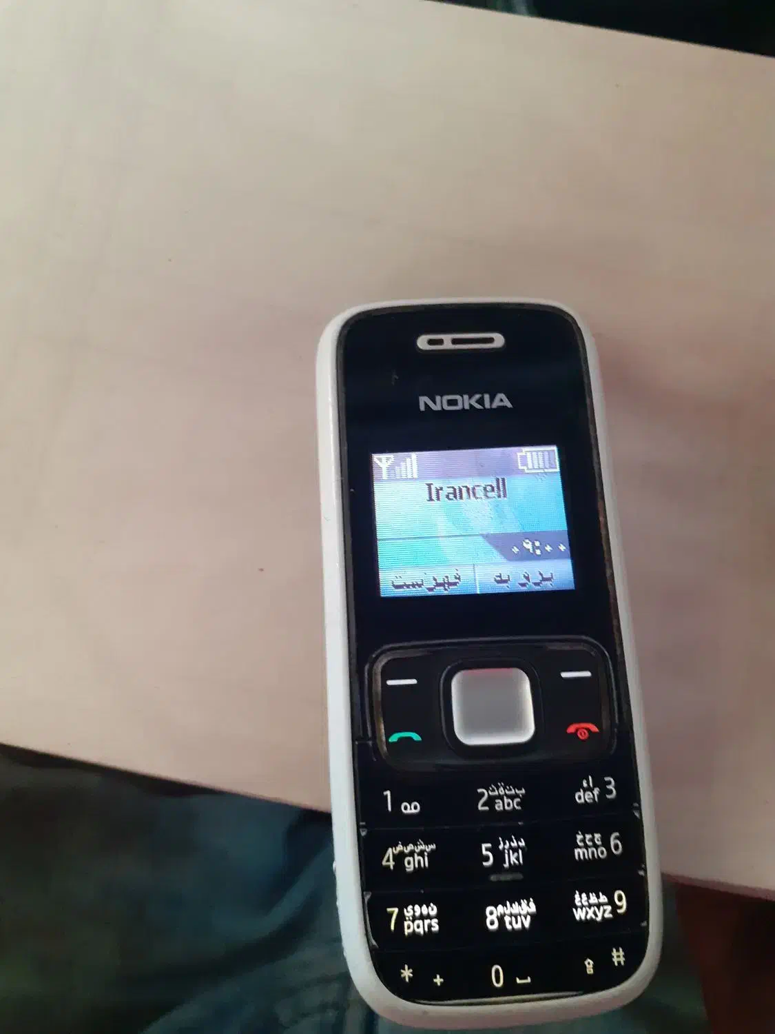 گوشی ساده|موبایل|شیراز, تپه تلویزیون|دیوار