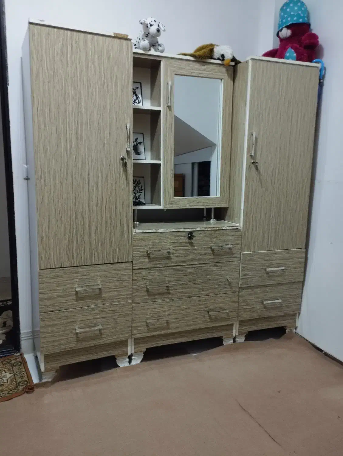 کمد سه طیکه لباس|جاکفشی، کمد، دراور|مهاباد (آذربایجان غربی), |دیوار