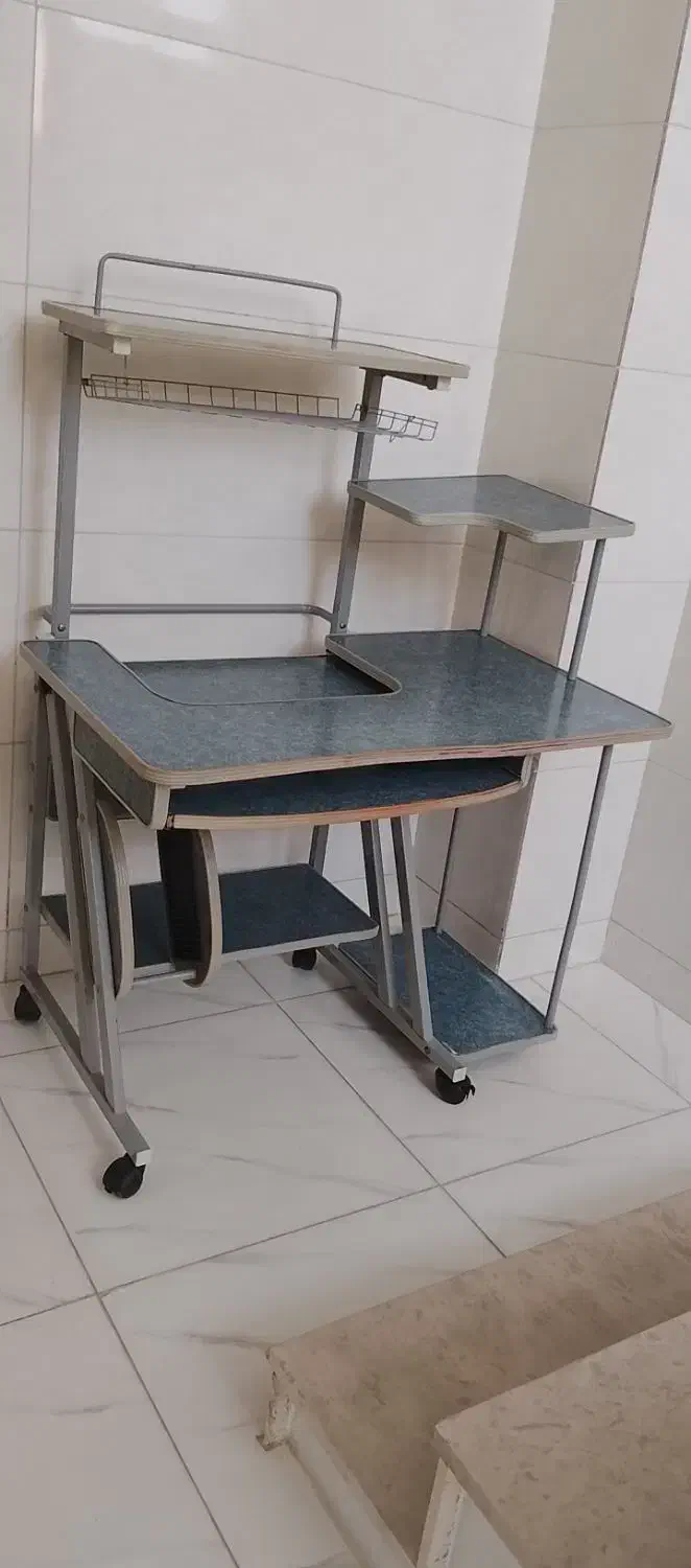 میز|میز تحریر و کامپیوتر|کامیاران, |دیوار