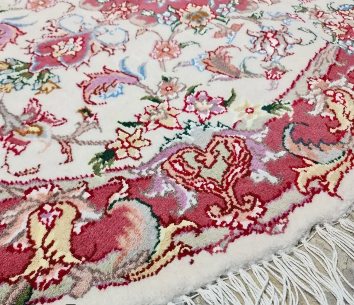 فرش ماشینی ابریشم مصنوعی برجسته چهار متر توافقی|فرش|نهاوند, |دیوار