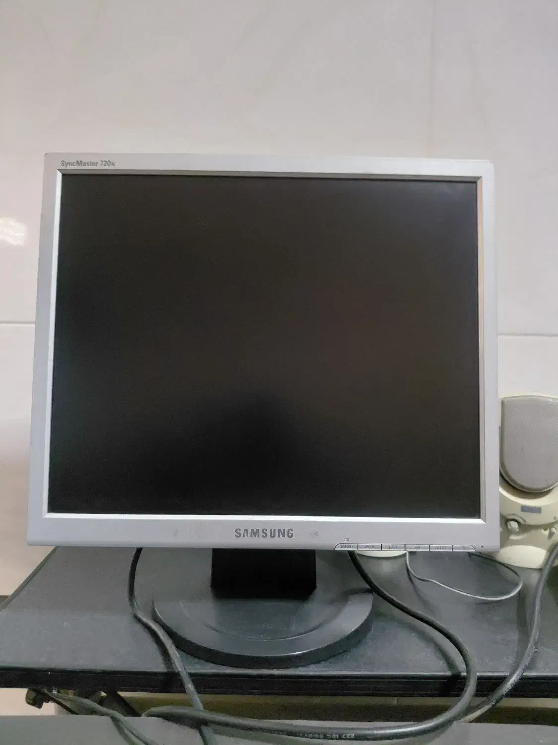 مانیتور 17 اینچ سامسونگ LCD|قطعات و لوازم جانبی رایانه|همدان, |دیوار