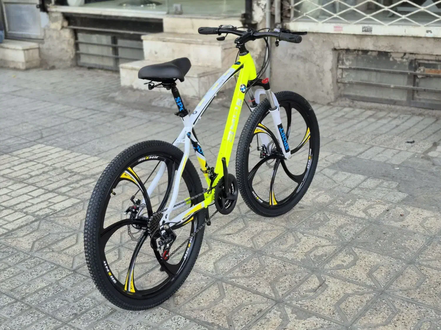 مینی طلایی مخصوص دوچرخه سواری افرود|دوچرخه، اسکیت، اسکوتر|مشهد, هنرور|دیوار