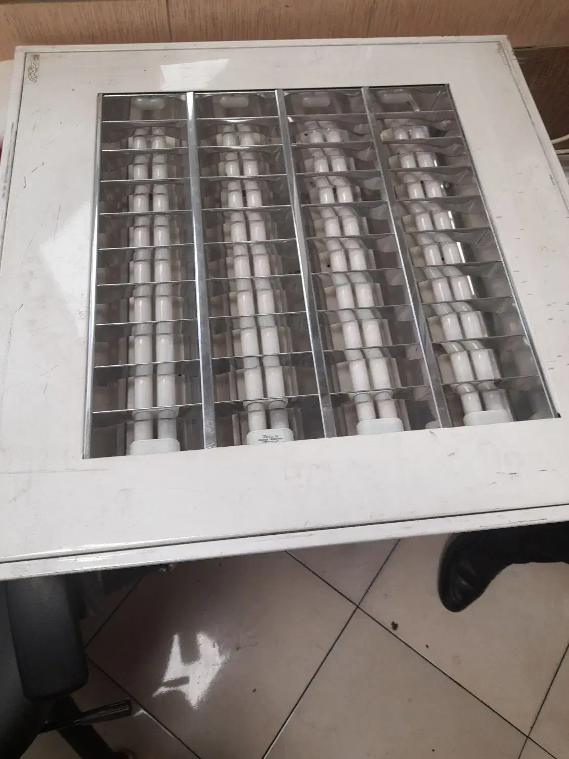 پنل بهمراه لامپ|لامپ و چراغ|تهران, هلال احمر|دیوار