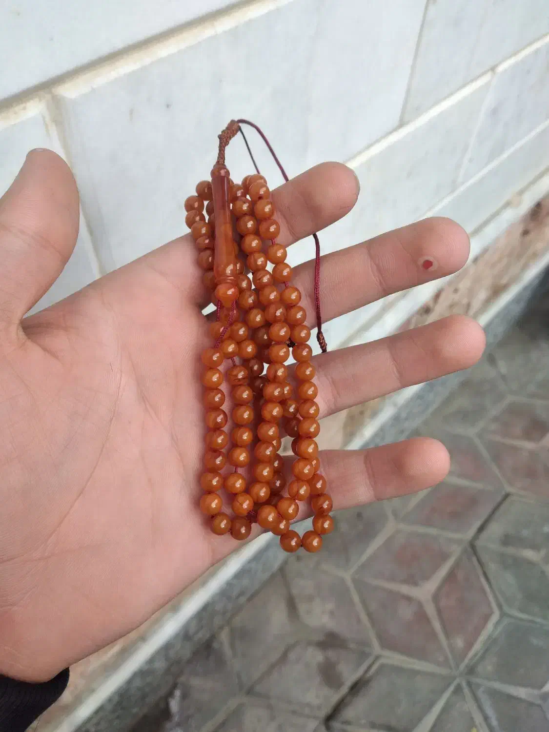 تسبیح کهربا|جواهرات|نقده, |دیوار