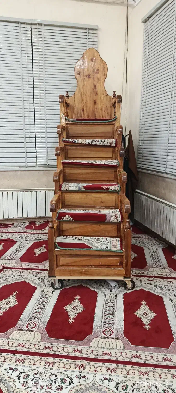 منبر|میز و صندلی غذاخوری|شیراز, زند|دیوار