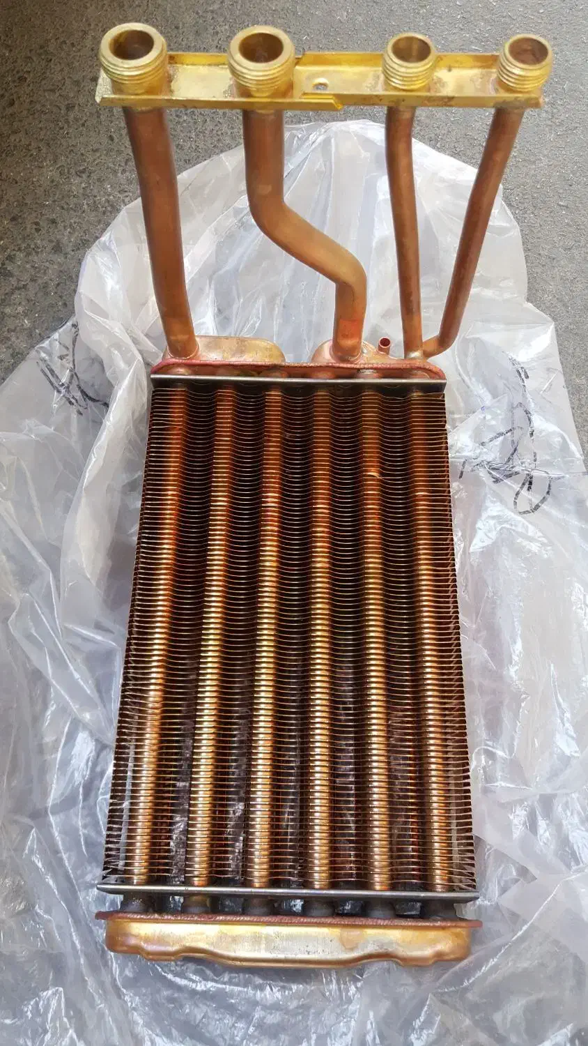 مبدل اصلی پکیج بوش مدل کلاسیک|آبگرمکن، پکیج، شوفاژ|تهران, زاهد گیلانی|دیوار