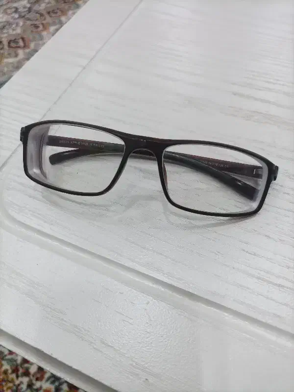 فریم عینک طبی|زیورآلات و اکسسوری|کاشمر, |دیوار