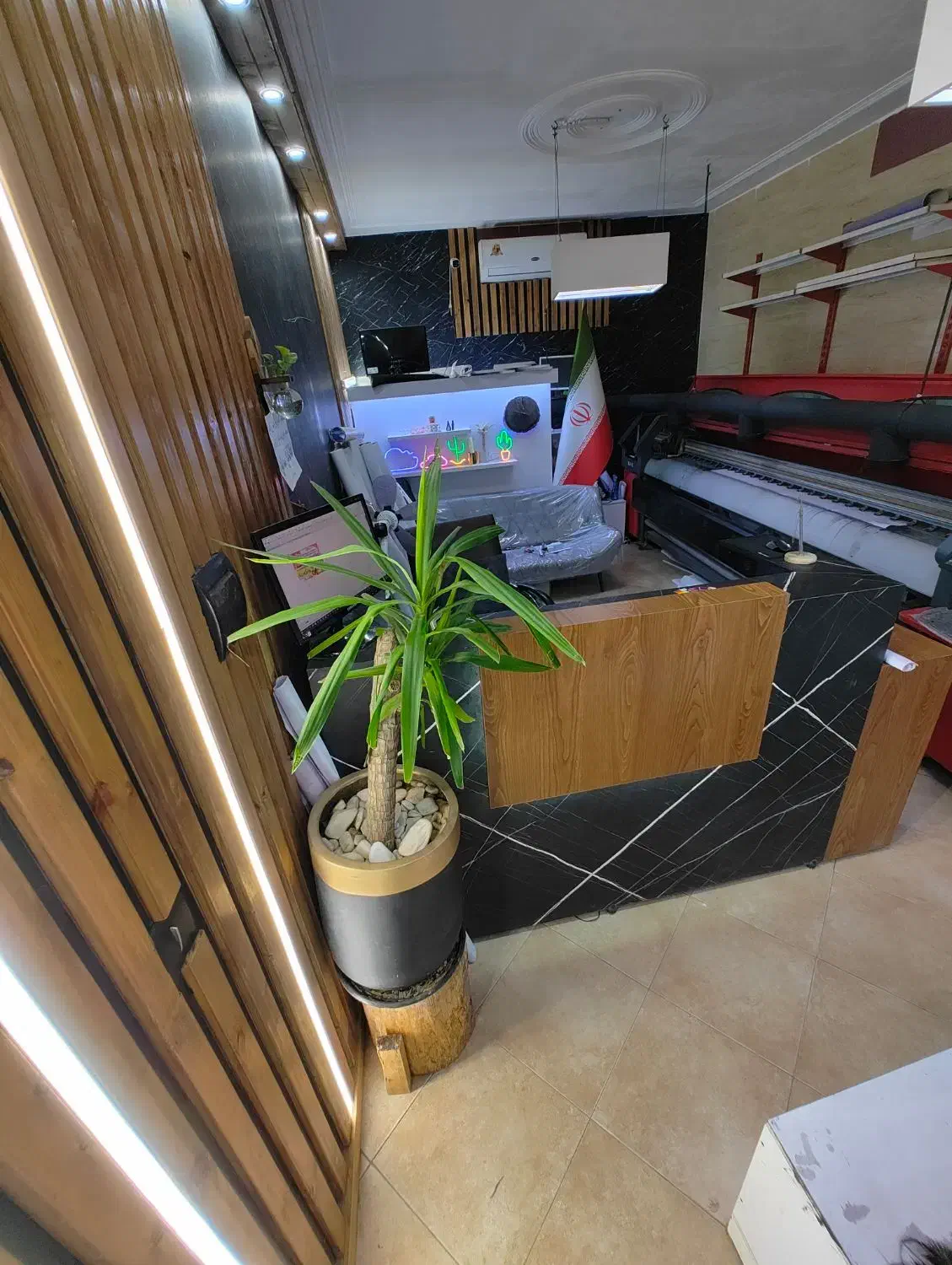 چاپ بنر ساخت تابلو|خدمات رایانهای و موبایل|پاکدشت, حصار امیر|دیوار